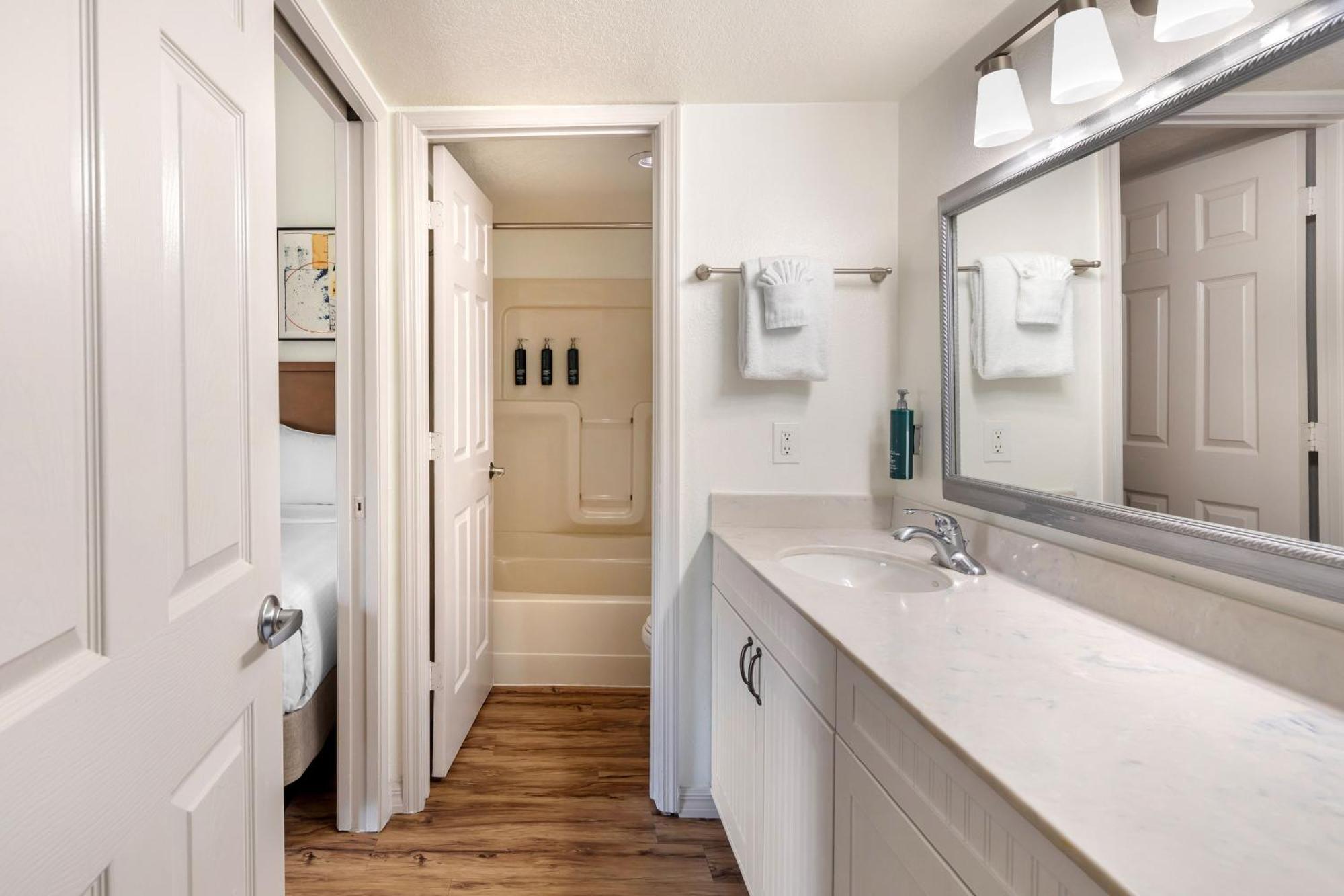 Resort Bryan's Spanish Cove 3*